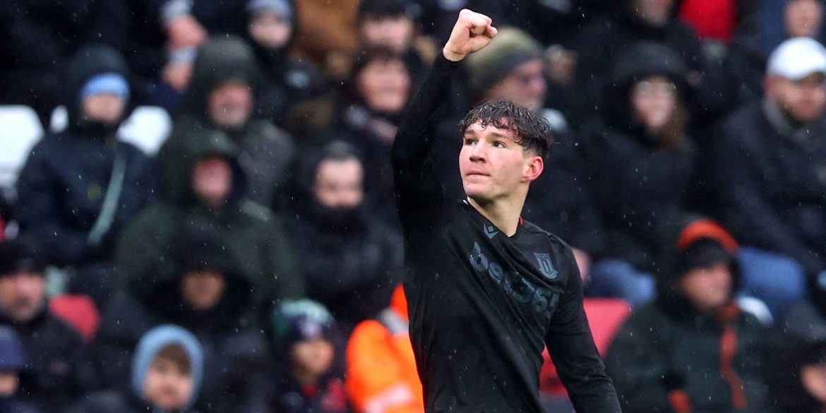 Pole position: Birmingham ready to make permanent offer for 6-cap striker