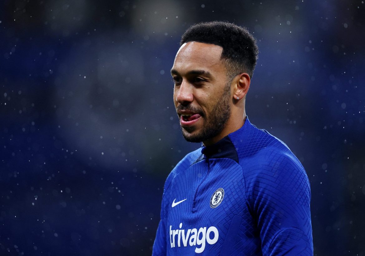Chelsea: Aubameyang keen on Barcelona