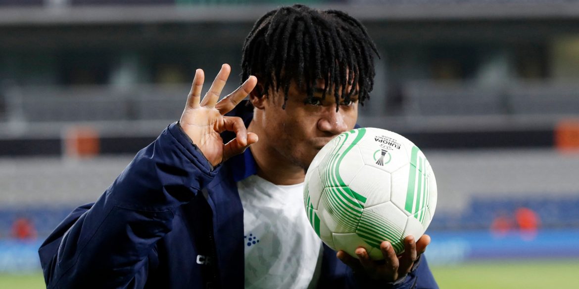 Man Utd Could Land Hojlund Partner In £17m "Gift From Gods"